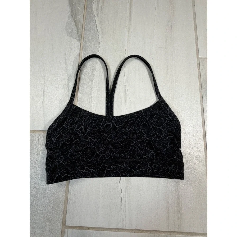 Lululemon Flow Y Bra Nulu Black Grey Crackle Lace Yoga Sports Bra Size 4